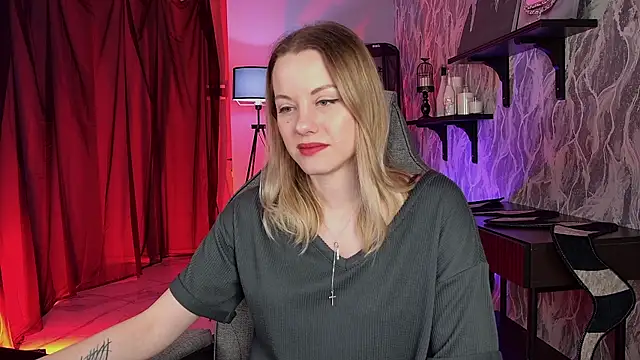 VireliaMoonfall online show from 04/23/26, 12:29