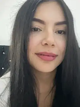 Cami olarte online show from 04/17/26, 05:43