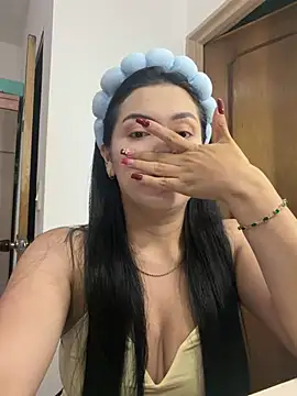 Cami olarte online show from 07/17/26, 11:42