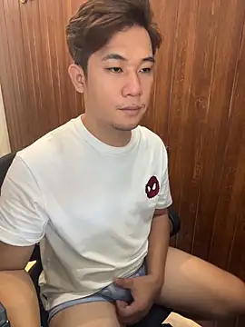 Snapshot of Titanryu chatting on 05/18/26, 02:18 Titanryu online show from 05/18/26, 02:18