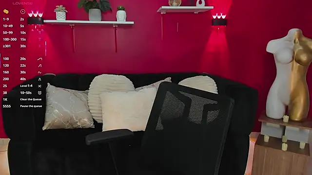 Sofia Velvetx online show from 04/24/26, 01:13