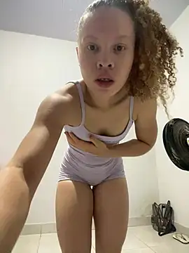 jhully hot online show from 04/24/26, 10:07