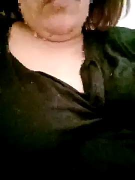 Snapshot of Nottila chatting on 04/05/26, 02:47 Nottila online show from 04/05/26, 02:47