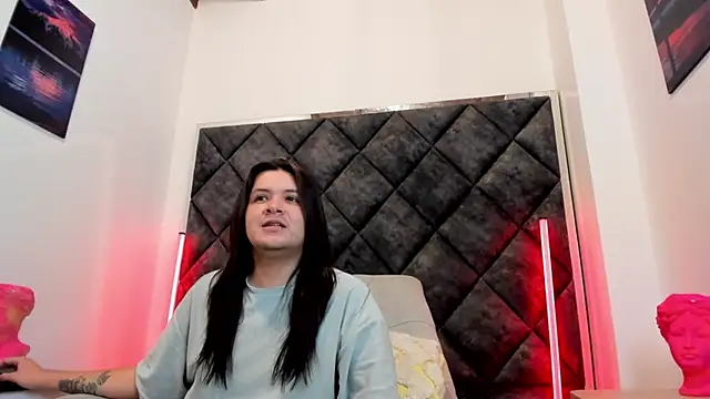 Snapshot of MatthewDavis_ chatting on 03/27/26, 11:21 MatthewDavis online show from 03/27/26, 11:21