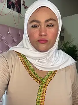 Snapshot of Marian_fadel chatting on 04/17/26, 12:52 Marian fadel online show from 04/17/26, 12:52