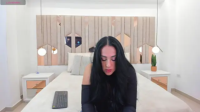 chanel watson online show from 05/12/26, 04:53
