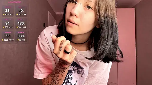AmeliaMiotii online show from 04/09/26, 10:20