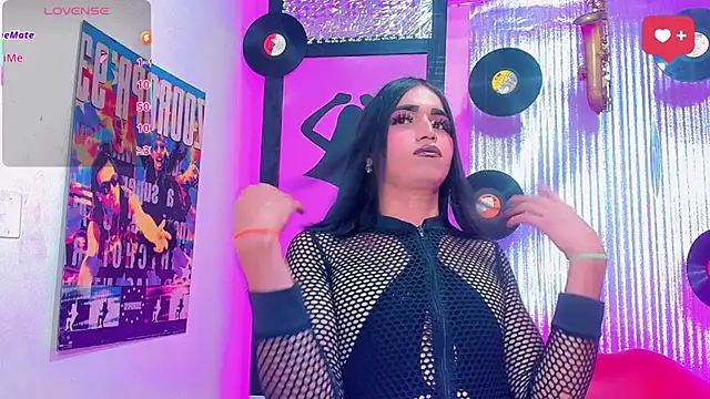  Cristal Paez   online show from 03/28/26, 04:34