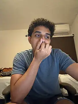 Snapshot of biencaliente1003 chatting on 06/20/26, 12:14 biencaliente1003 online show from 06/20/26, 12:14