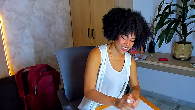 baddie delaylaa online show from 04/23/26, 07:16