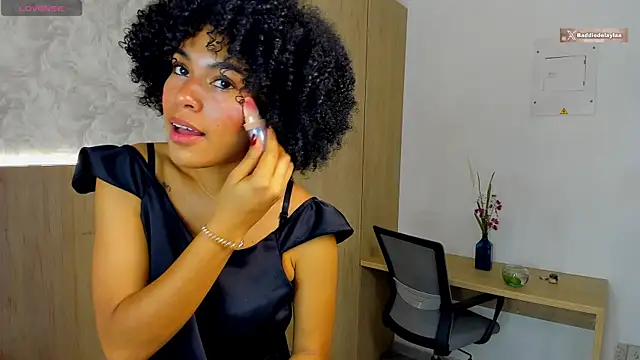 baddie delaylaa online show from 05/07/26, 07:19