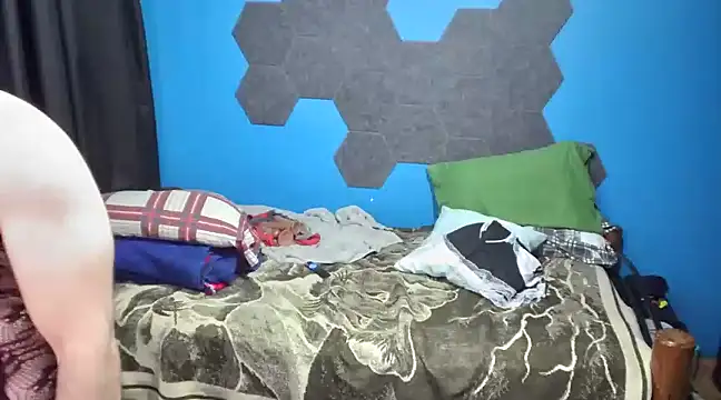 MachoPutito online show from 02/16/25, 04:20