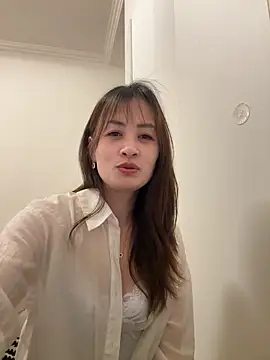 Yang 218 online show from 05/13/26, 03:20