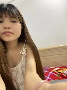 -Vaci- online show from 04/15/26, 02:13