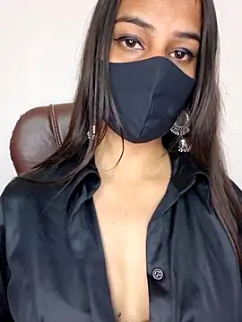 Snapshot of SIYA-143_ chatting on 04/30/26, 05:58 SIYA-143 online show from 04/30/26, 05:58