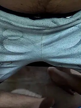 Snapshot of sweetcock180 chatting on 03/28/26, 09:09 sweetcock180 online show from 03/28/26, 09:09