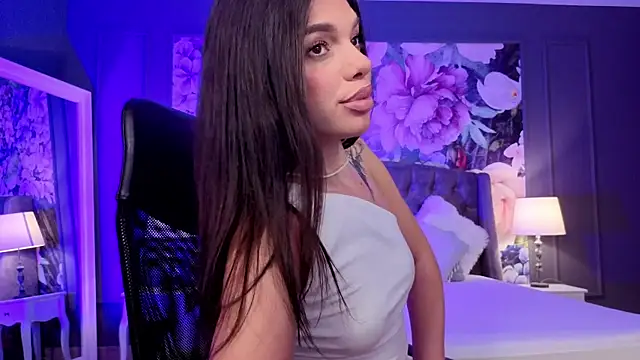Snapshot of Lexi__Vicious chatting on 06/23/26, 04:32 Lexi Vicious online show from 06/23/26, 04:32