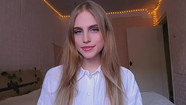 EveCoutch online show from 03/31/26, 12:05