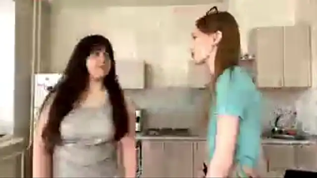 Snapshot of ArieHodge chatting on 03/28/26, 06:46 ArieHodge online show from 03/28/26, 06:46