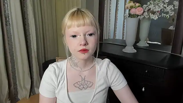 EIanorPuglia online show from 03/29/26, 06:57