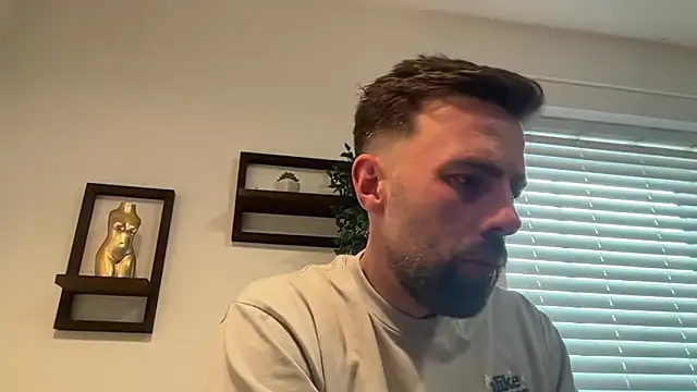 DaveRoyale online show from 04/03/26, 04:38