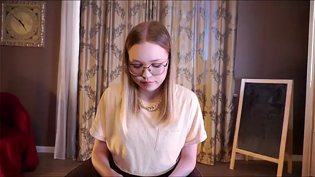 JeaneNordenn online show from 03/31/26, 01:11