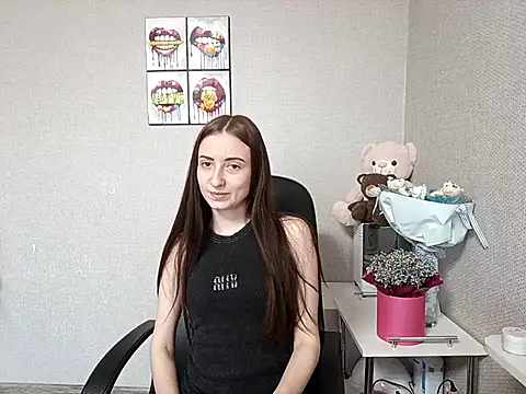 Linda Mur  online show from 04/04/26, 05:38