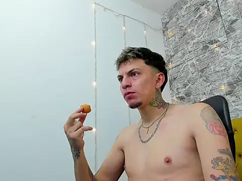 Max sstteel online show from 04/22/26, 12:50