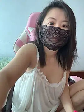 Snapshot of xiaxia-2026 chatting on 04/20/26, 12:46 xiaxia-2026 online show from 04/20/26, 12:46