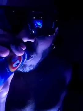 Snapshot of RickDonn chatting on 03/28/26, 09:09 RickDonn online show from 03/28/26, 09:09