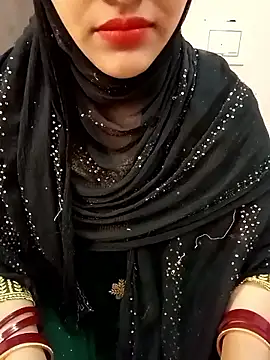 Snapshot of Miss_Noor__ chatting on 04/14/26, 06:08 Miss Noor online show from 04/14/26, 06:08