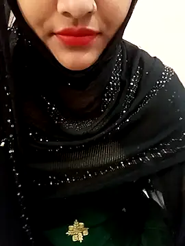 Snapshot of Miss_Noor__ chatting on 05/05/26, 06:54 Miss Noor online show from 05/05/26, 06:54