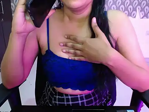 Snapshot of Riya_saini06 chatting on 06/15/26, 05:31 Riya saini06 online show from 06/15/26, 05:31