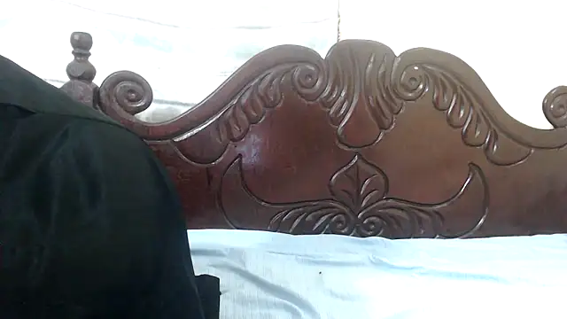 emmytease online show from 04/12/26, 10:09