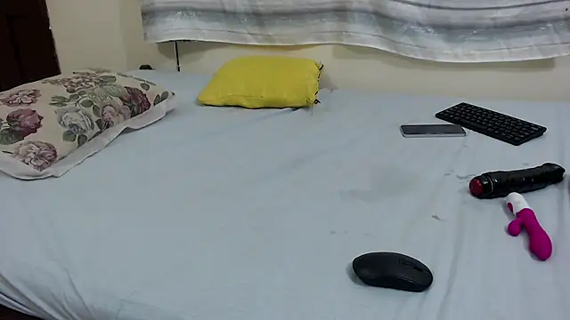 emmytease online show from 04/21/26, 06:55