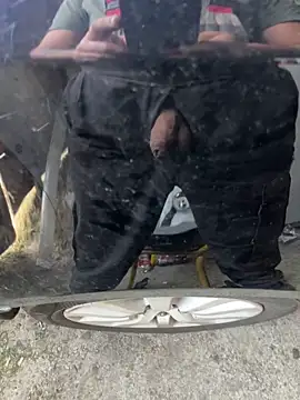 heteroboy999 online show from 04/28/26, 04:12