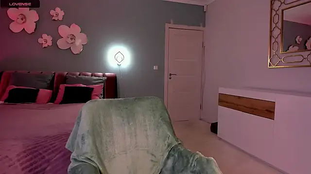 era primee online show from 04/18/26, 08:18