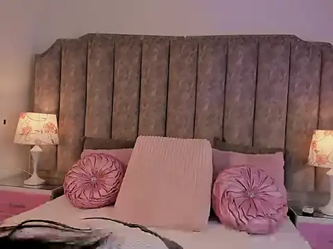 CelesteFoxx  online show from 07/15/26, 01:49