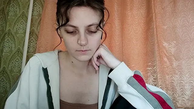 ShirleyNibbs online show from 04/02/26, 03:09