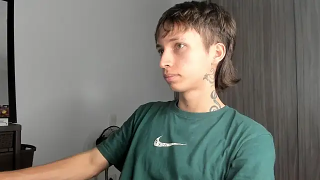 xam winn online show from 03/29/26, 04:45