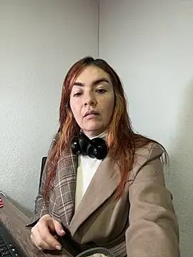 Vanessablazee online show from 04/08/26, 01:11