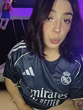 Summi10L online show from 06/11/26, 01:05