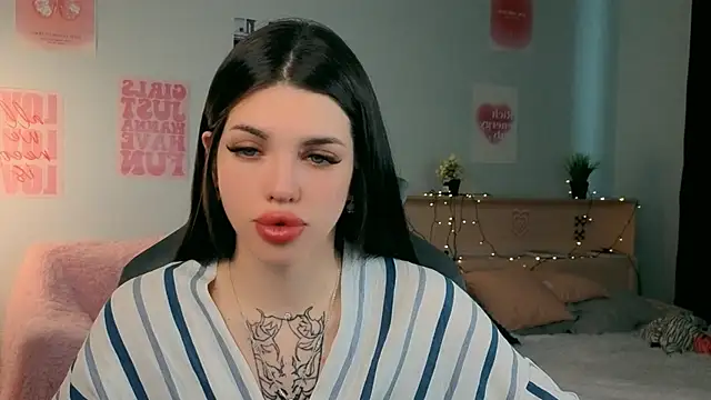 molly rettyy online show from 05/08/26, 04:29