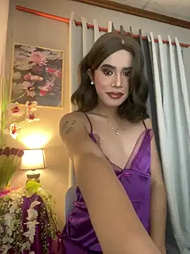 Snapshot of _Flirtyprincess_ chatting on 04/22/26, 02:07 Flirtyprincess online show from 04/22/26, 02:07