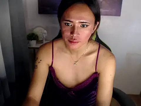 Snapshot of _Flirtyprincess_ chatting on 04/23/26, 12:29 Flirtyprincess online show from 04/23/26, 12:29