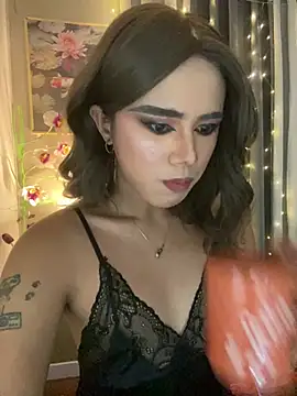 Snapshot of _Flirtyprincess_ chatting on 05/12/26, 12:30 Flirtyprincess online show from 05/12/26, 12:30