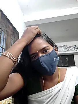 Snapshot of Tamil_Sangeetha chatting on 04/20/26, 12:24 Tamil Sangeetha online show from 04/20/26, 12:24