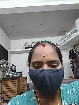 Snapshot of Tamil_Sangeetha chatting on 05/09/26, 03:50 Tamil Sangeetha online show from 05/09/26, 03:50