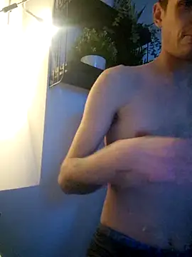 Snapshot of GlidingCerement chatting on 03/29/26, 10:10 GlidingCerement online show from 03/29/26, 10:10