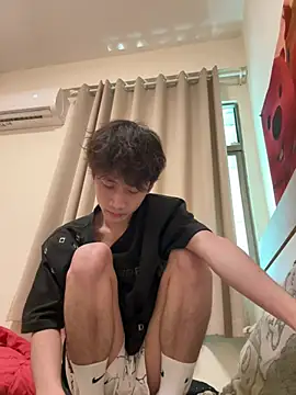 Snapshot of sexyboy-3525 chatting on 07/02/26, 04:40 sexyboy-3525 online show from 07/02/26, 04:40